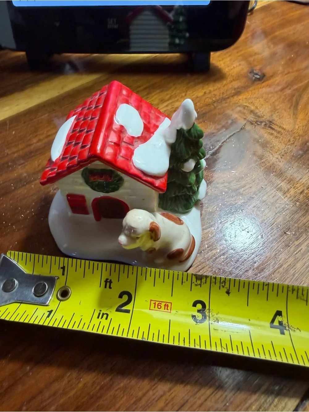 Department 56 Red Roof Holiday Dog House Figurine